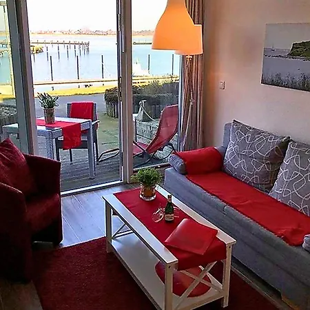 Coastal With Balcony Διαμέρισμα